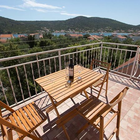 Apartman Paula 2 Διαμέρισμα Vinišće Εξωτερικό φωτογραφία